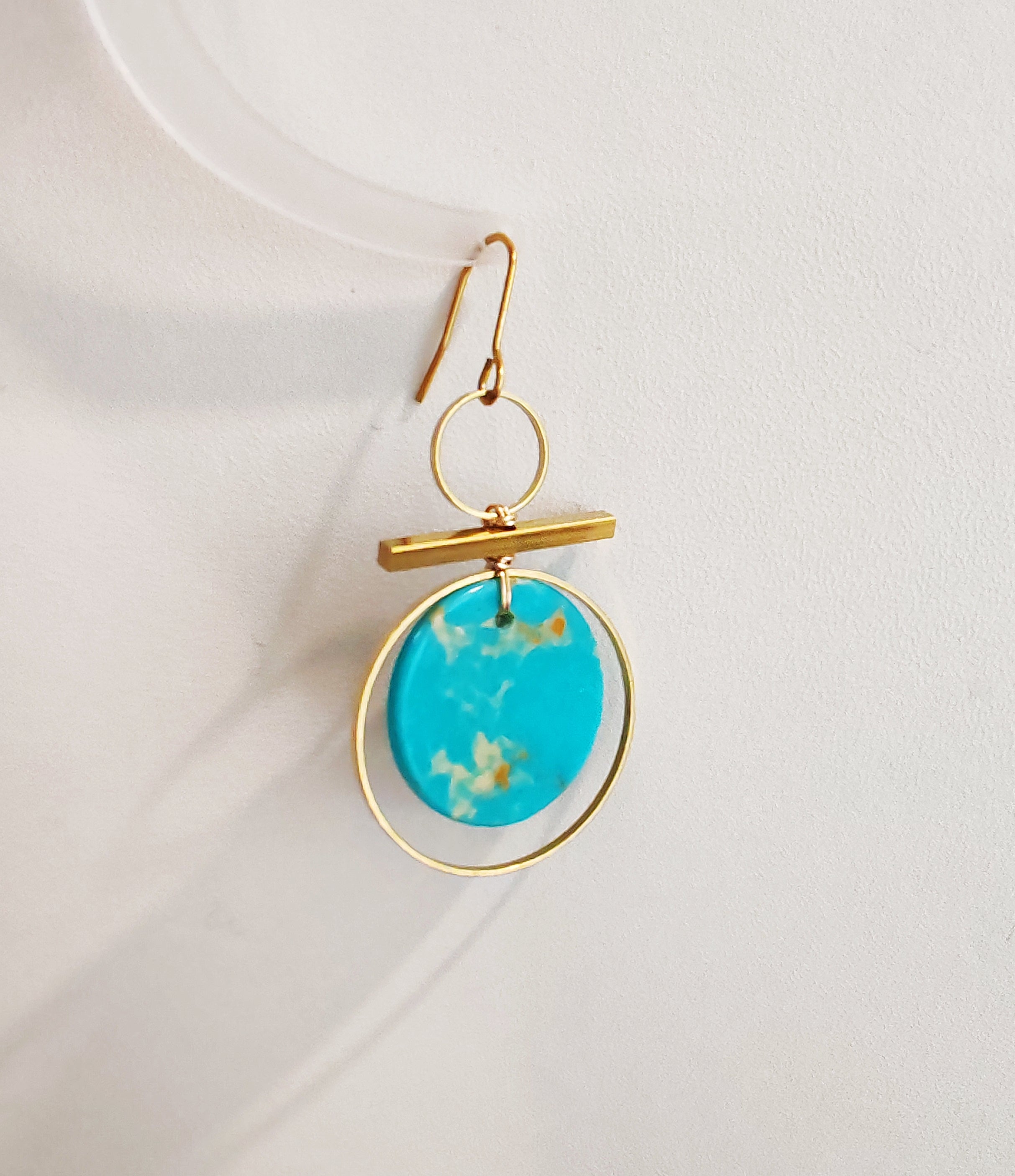 Geisha shape earring, blue stones, brass and stone collection earrings