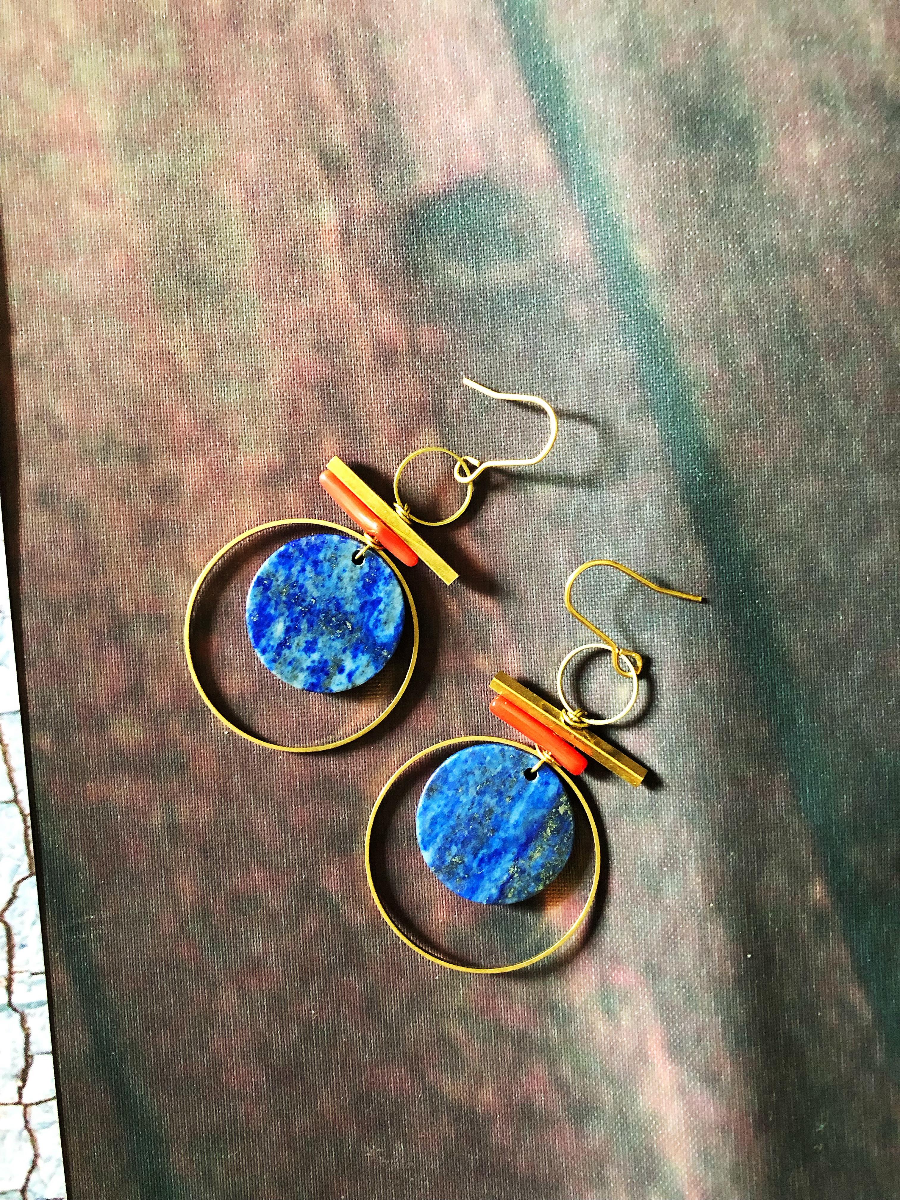 lapis lazuli earrings, round shape.