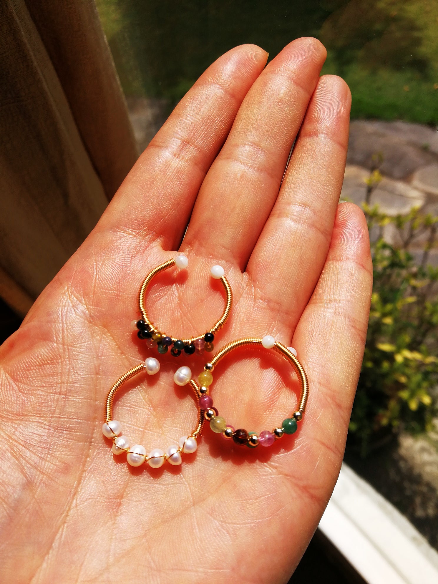 wire wrapping rings, mini sized natural stones