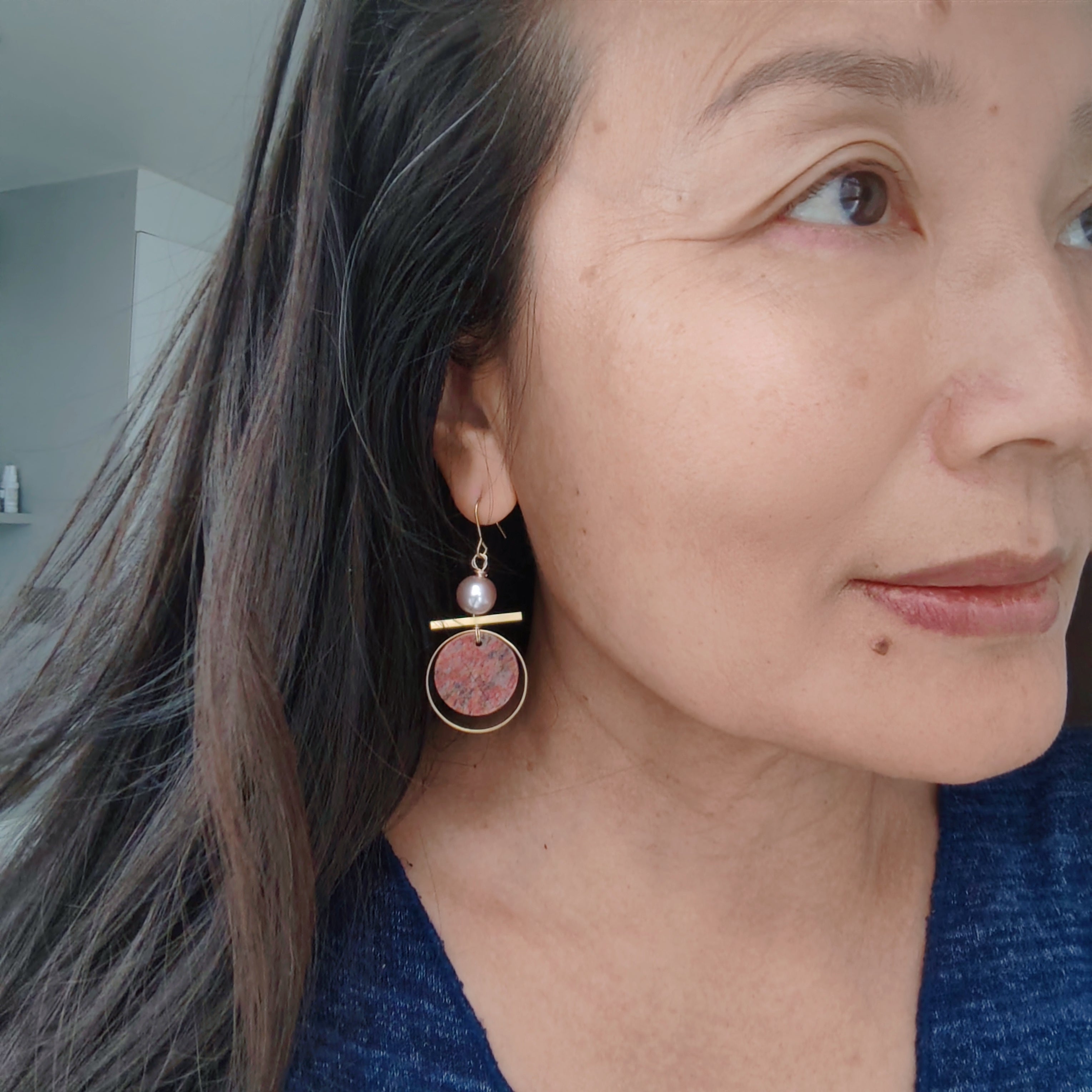 Geisha shape earring, blue stones, brass and stone collection earrings