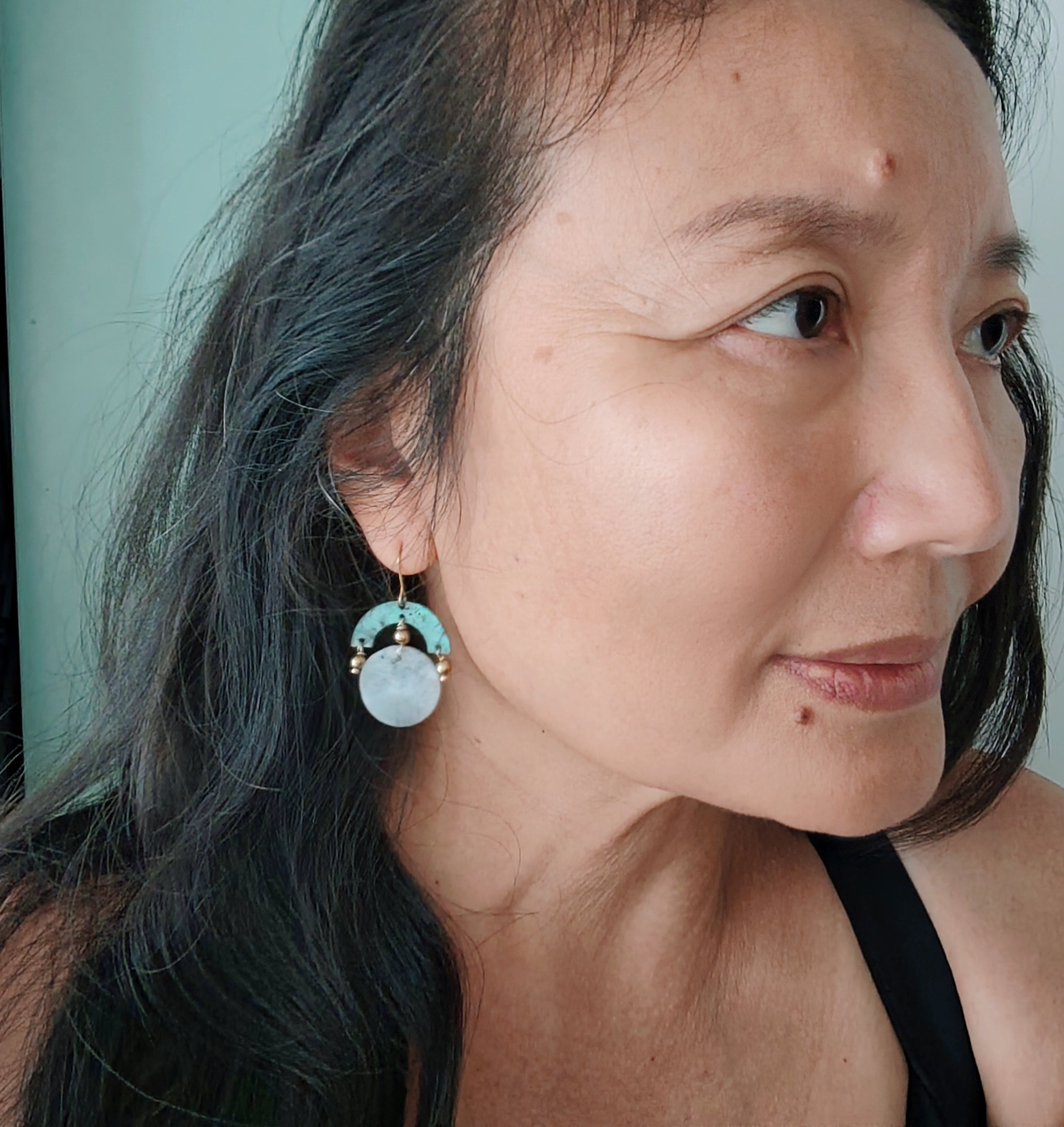 Blue Flame earrings collection, with labrorite stone, round shape