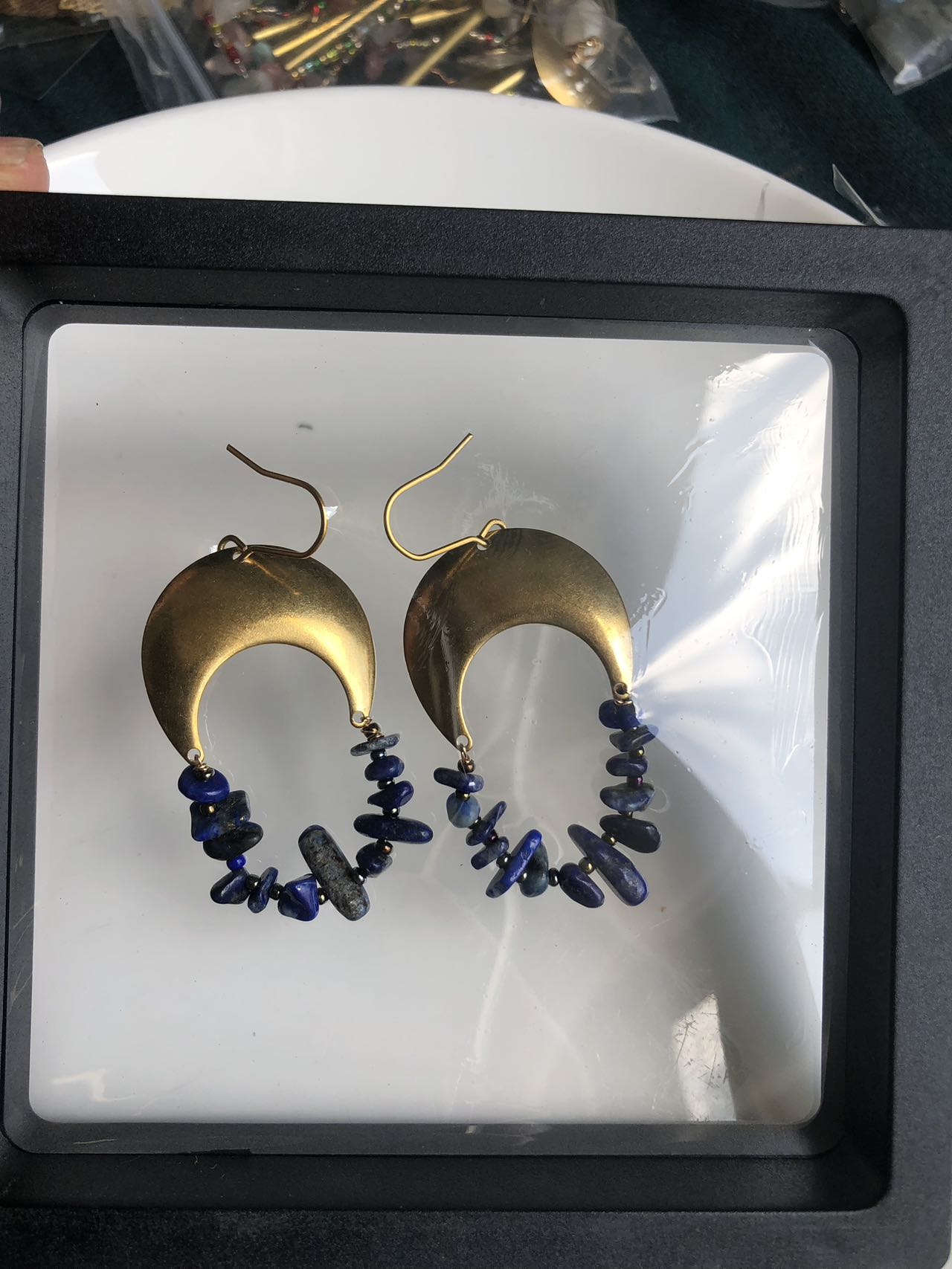 closed arch shape brass and stone earring